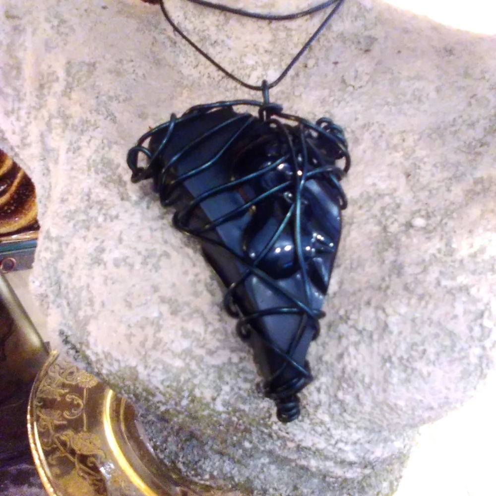 Maya Evangelista Resin - Picture 1 of 1